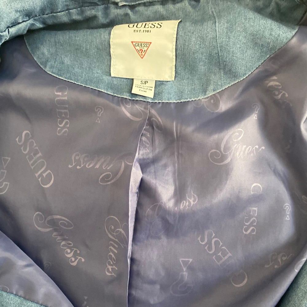 GUESS Women's Denim Utility Jacket Blue Chambray Drawstring Hooded Size Small - Picture 4 of 7